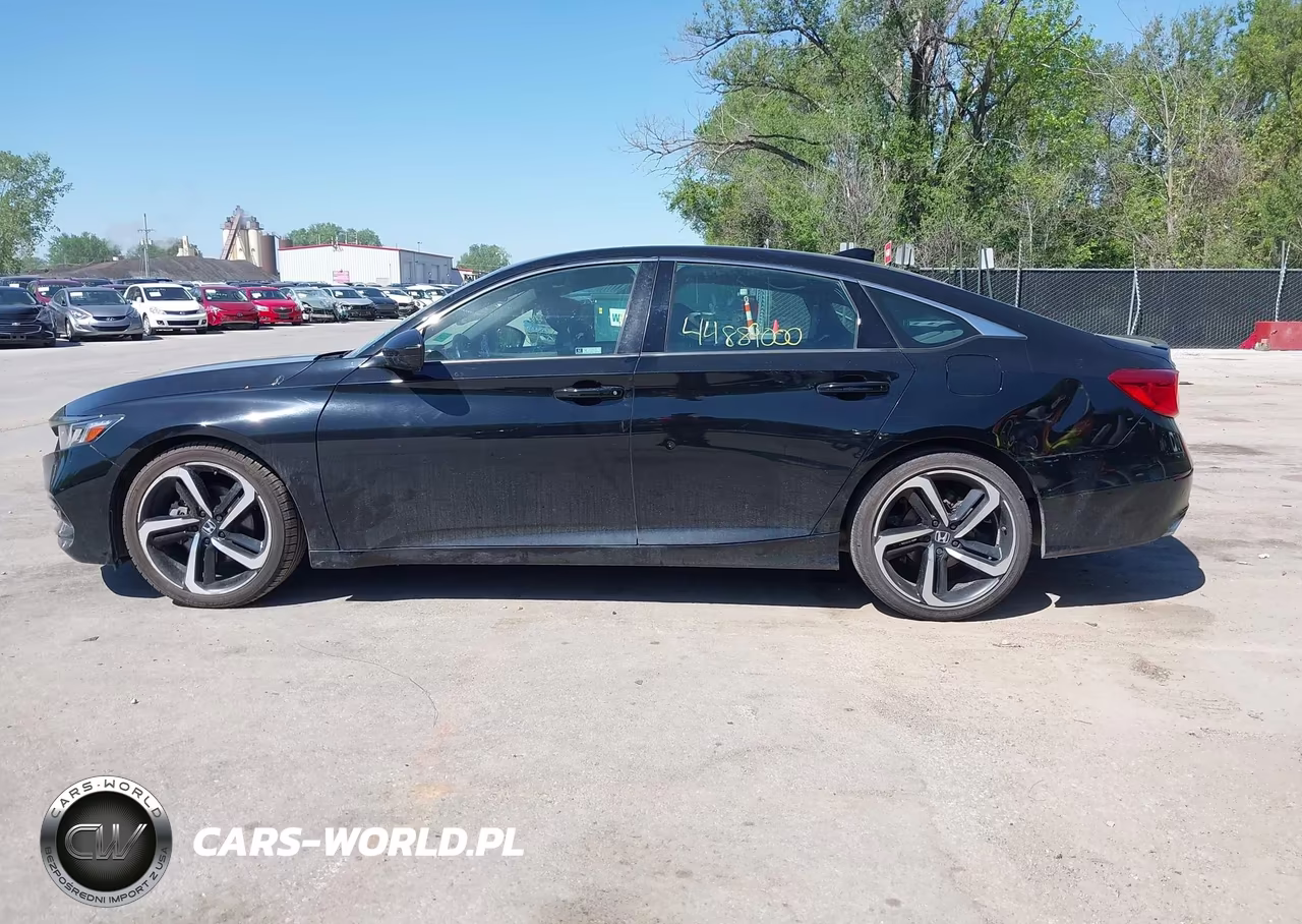 2018 Honda Accord Sport VIN:1HGCV1F31JA157765 - 14