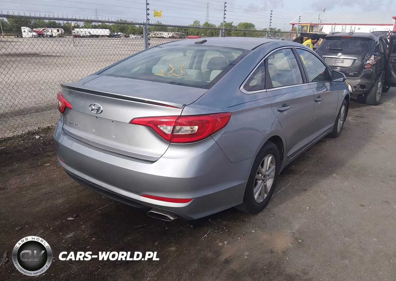 2016 Hyundai Sonata Se VIN:5NPE24AF0GH330034 - 4