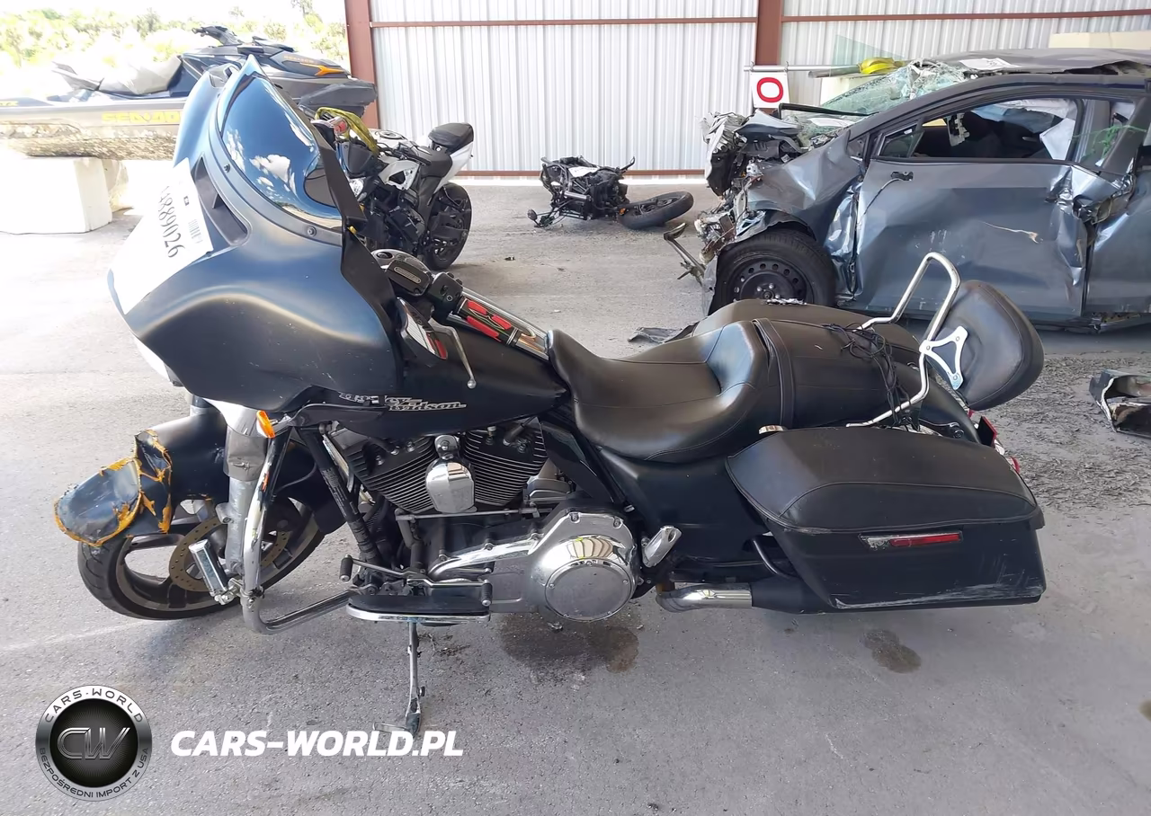 2016 Harley-Davidson Flhx Street Glide VIN:1HD1KBM1XGB691550 - 13