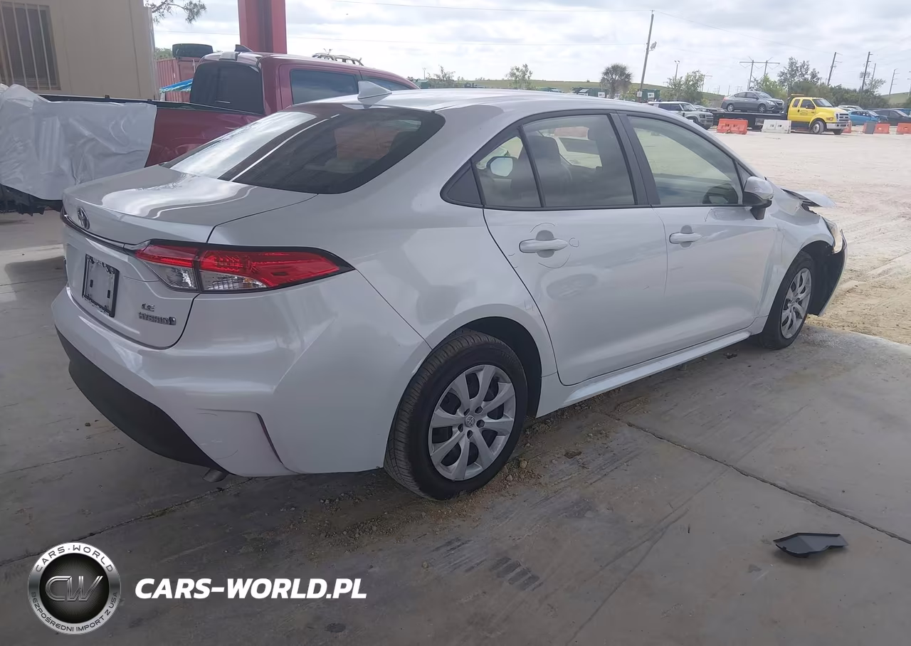 2023 Toyota Corolla Hybrid Le VIN:JTDBCMFE3P3004126 - 4