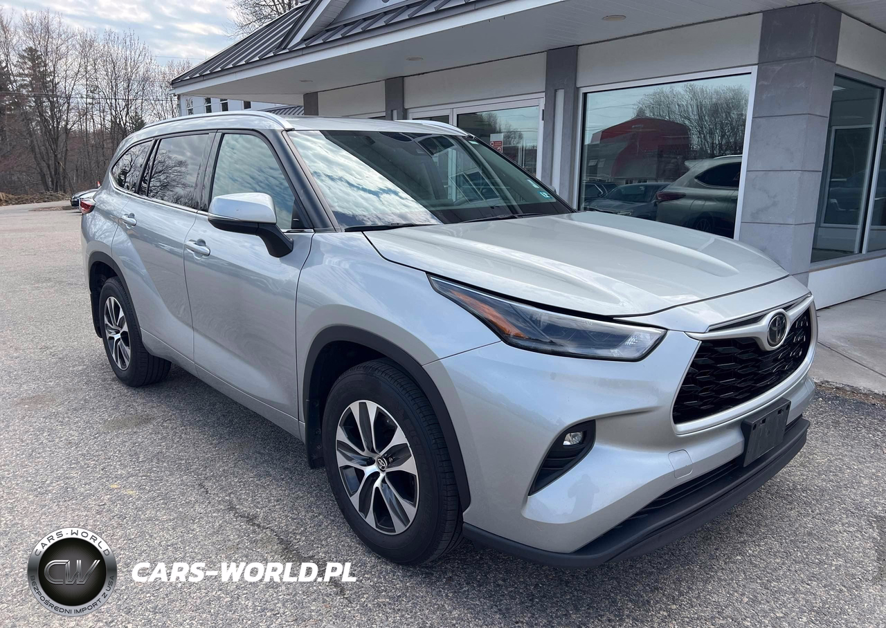 2021 Toyota Highlander Xle