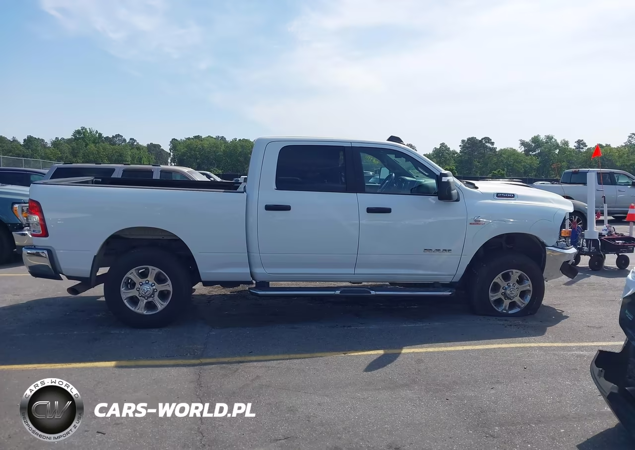 2024 Ram 2500 Big Horn 4X4 6'4 Box VIN:3C6UR5DL9RG266402 - 13