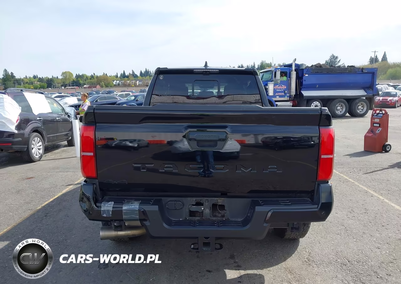2024 Toyota Tacoma Trd Off Road VIN:3TMLB5JN7RM033456 - 17