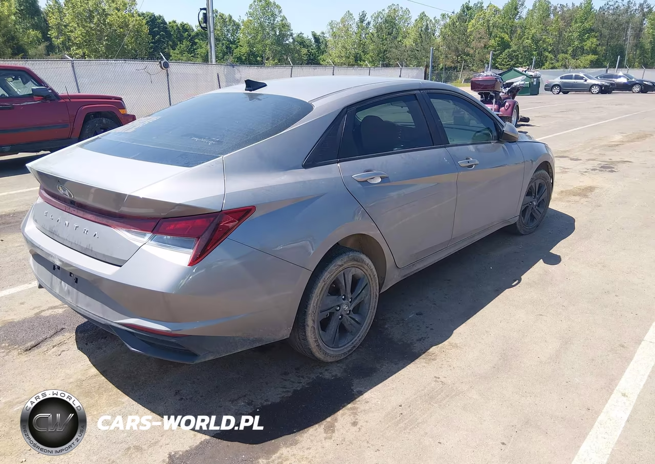 2022 Hyundai Elantra Sel VIN:KMHLM4AG0NU362734 - 4