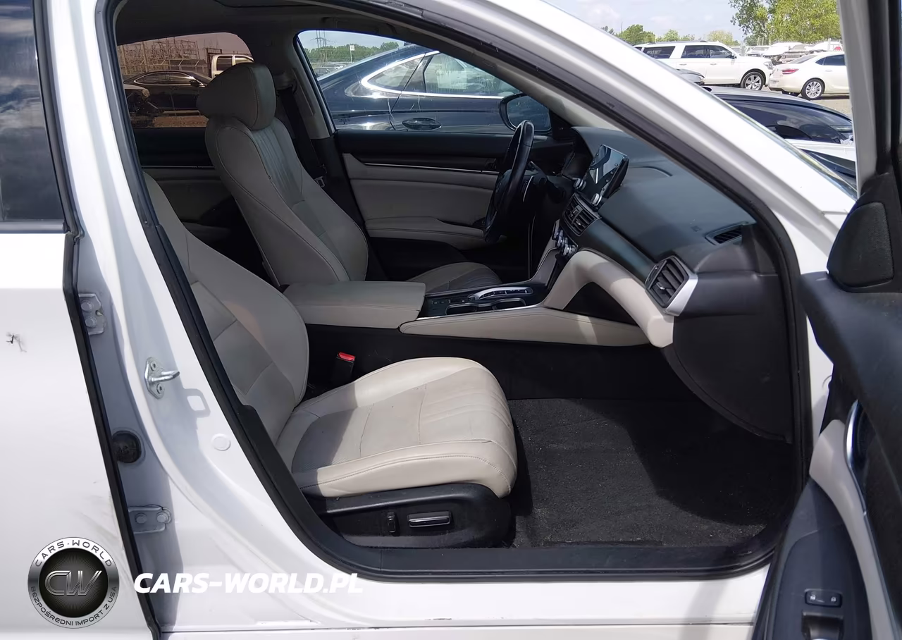 2021 Honda Accord Hybrid Touring VIN:1HGCV3F94MA013535 - 5