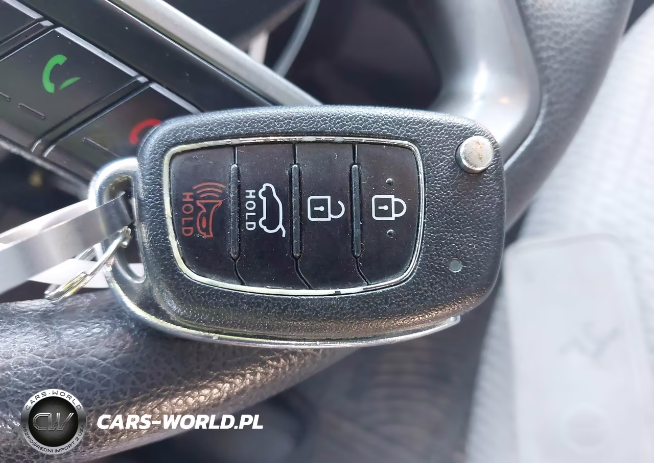 2017 Hyundai Santa Fe Sport 2.4L VIN:5NMZTDLB6HH008392 - 11
