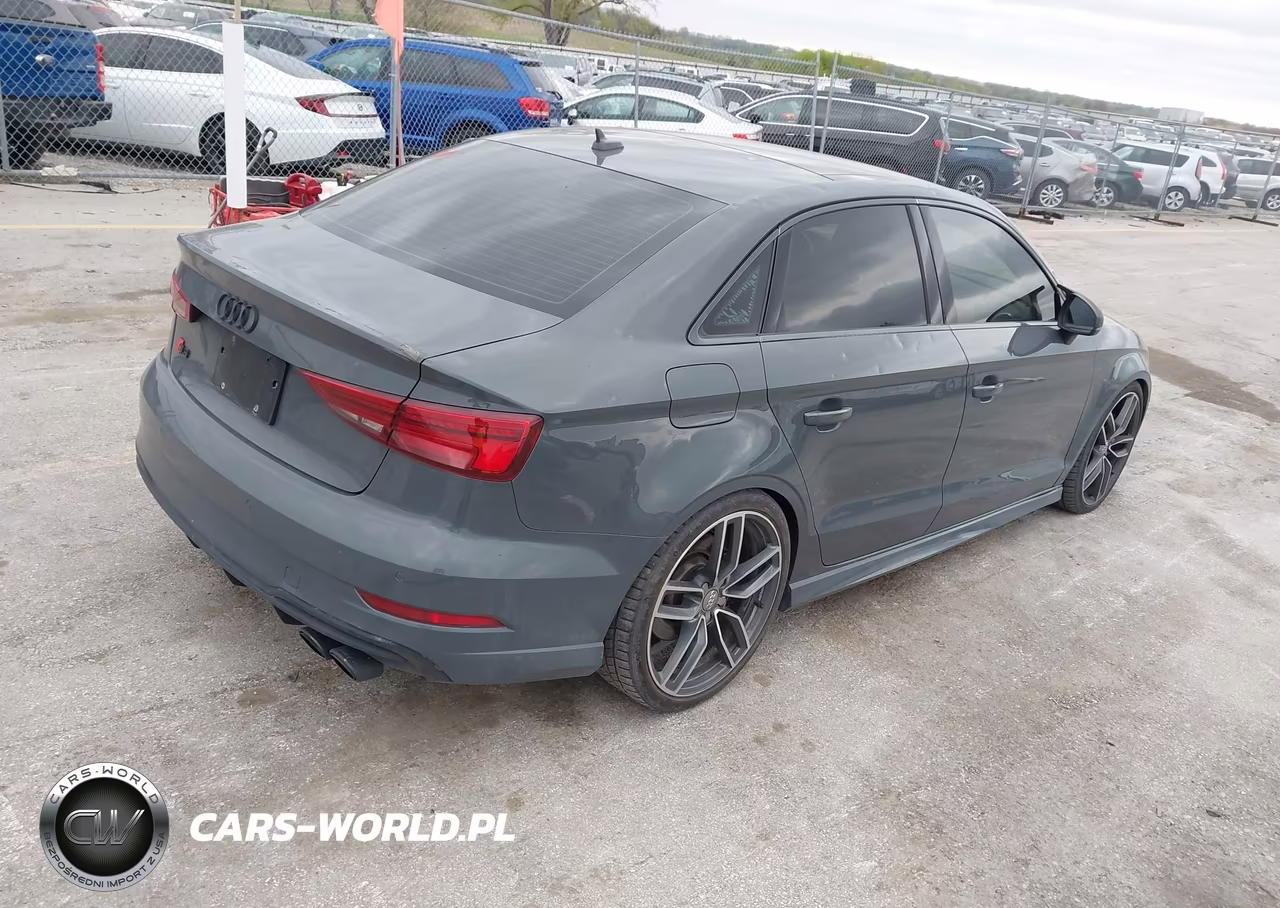 2017 Audi S3 2.0T Premium Plus VIN:WAUB1GFF1H1019721 - 4