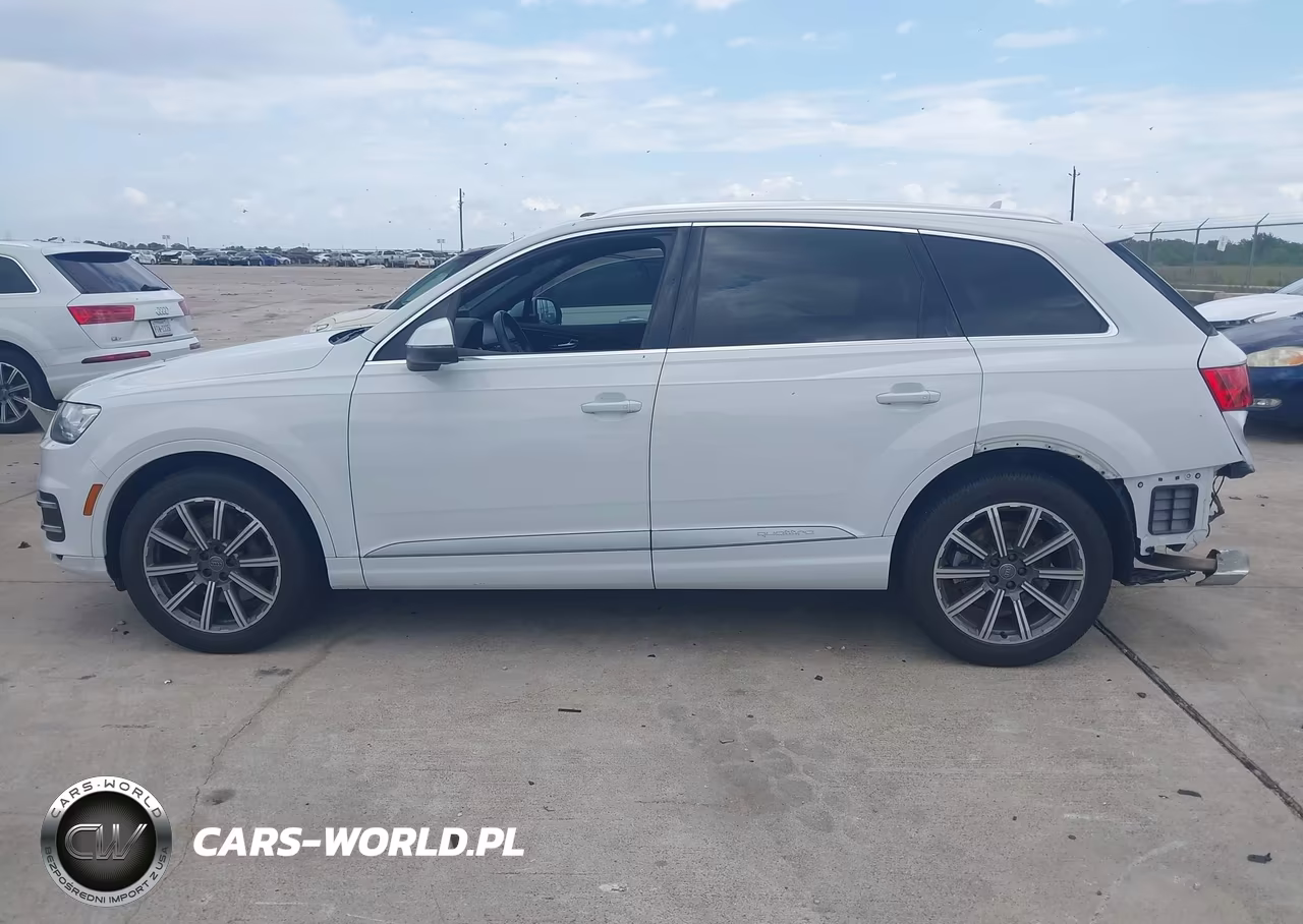 2017 Audi Q7 3.0T Premium VIN:WA1VAAF77HD019253 - 14