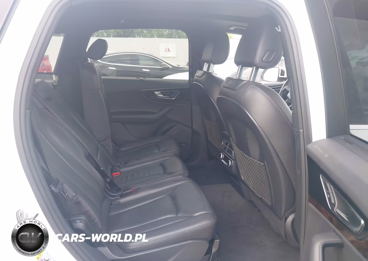 2017 Audi Q7 3.0T Premium VIN:WA1VAAF77HD019253 - 8