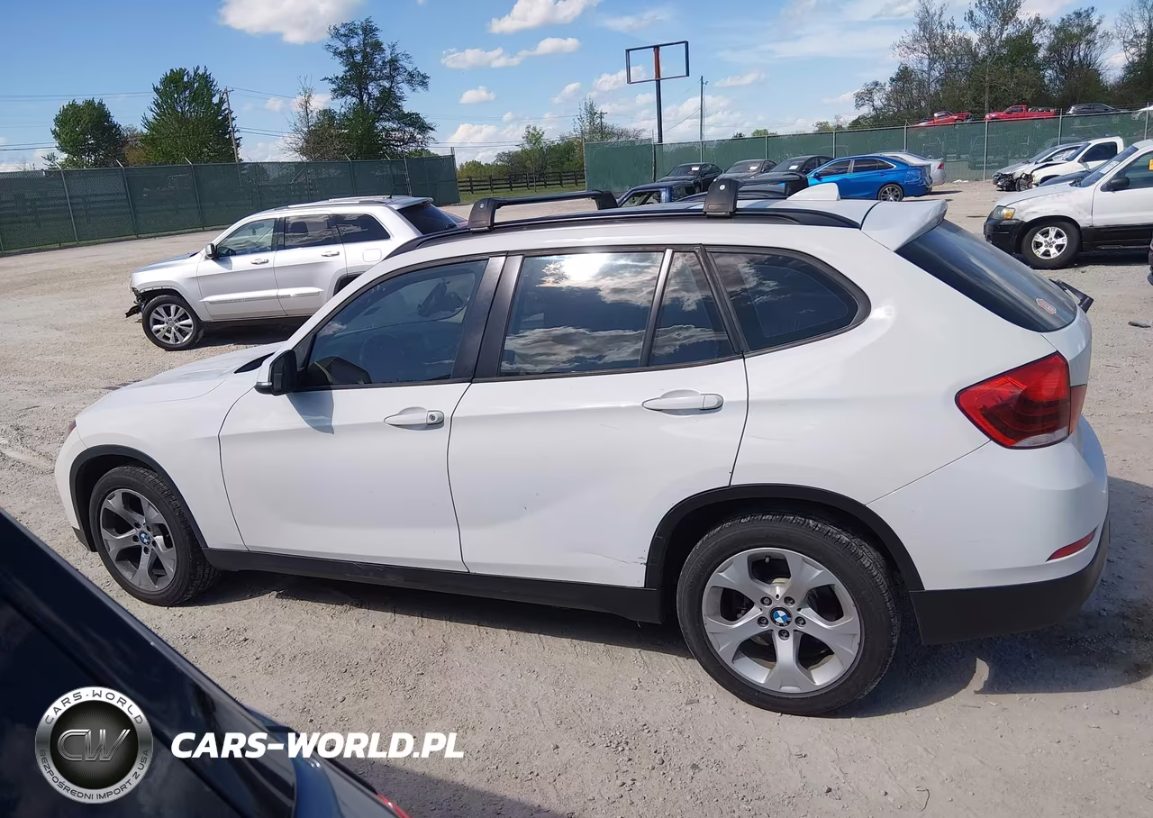 2015 BMW X1 Sdrive28I VIN:WBAVM1C56FV319368 - 14