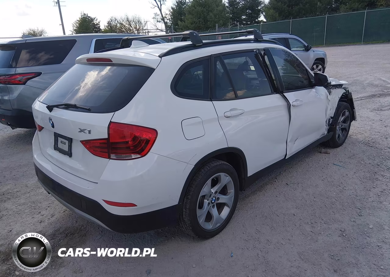 2015 BMW X1 Sdrive28I VIN:WBAVM1C56FV319368 - 4
