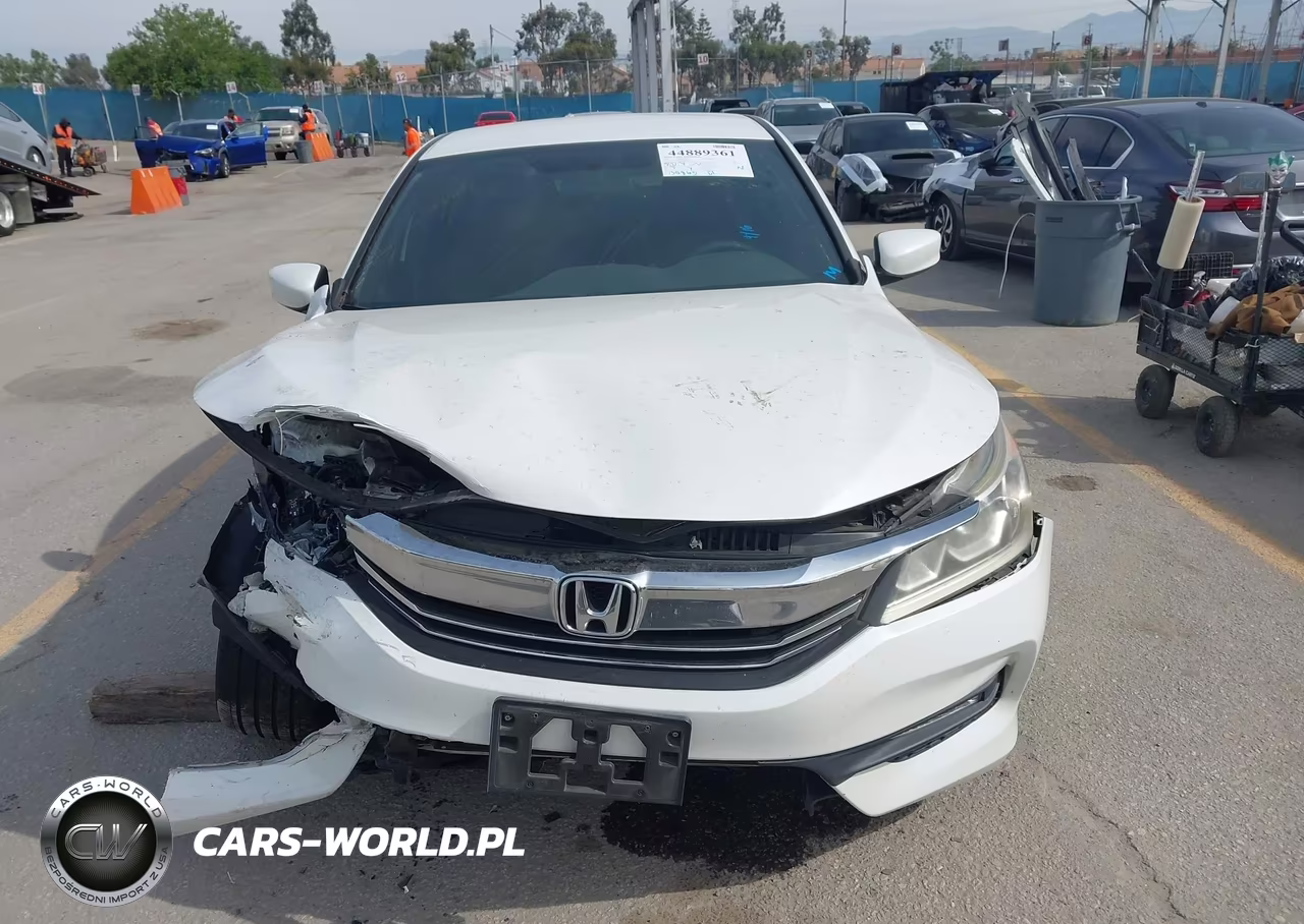 2017 Honda Accord Sport VIN:1HGCR2F53HA138558 - 11