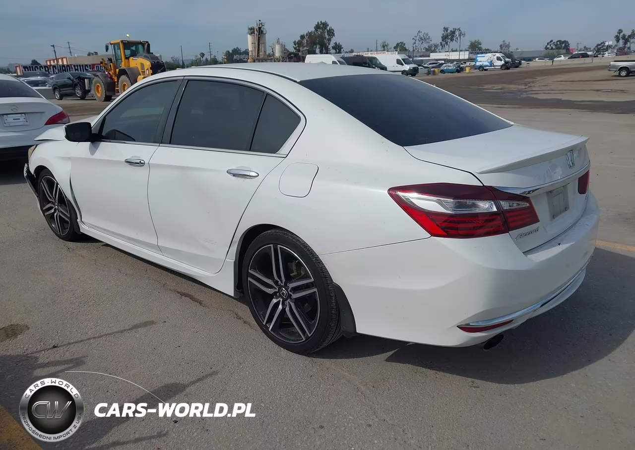 2017 Honda Accord Sport VIN:1HGCR2F53HA138558 - 3