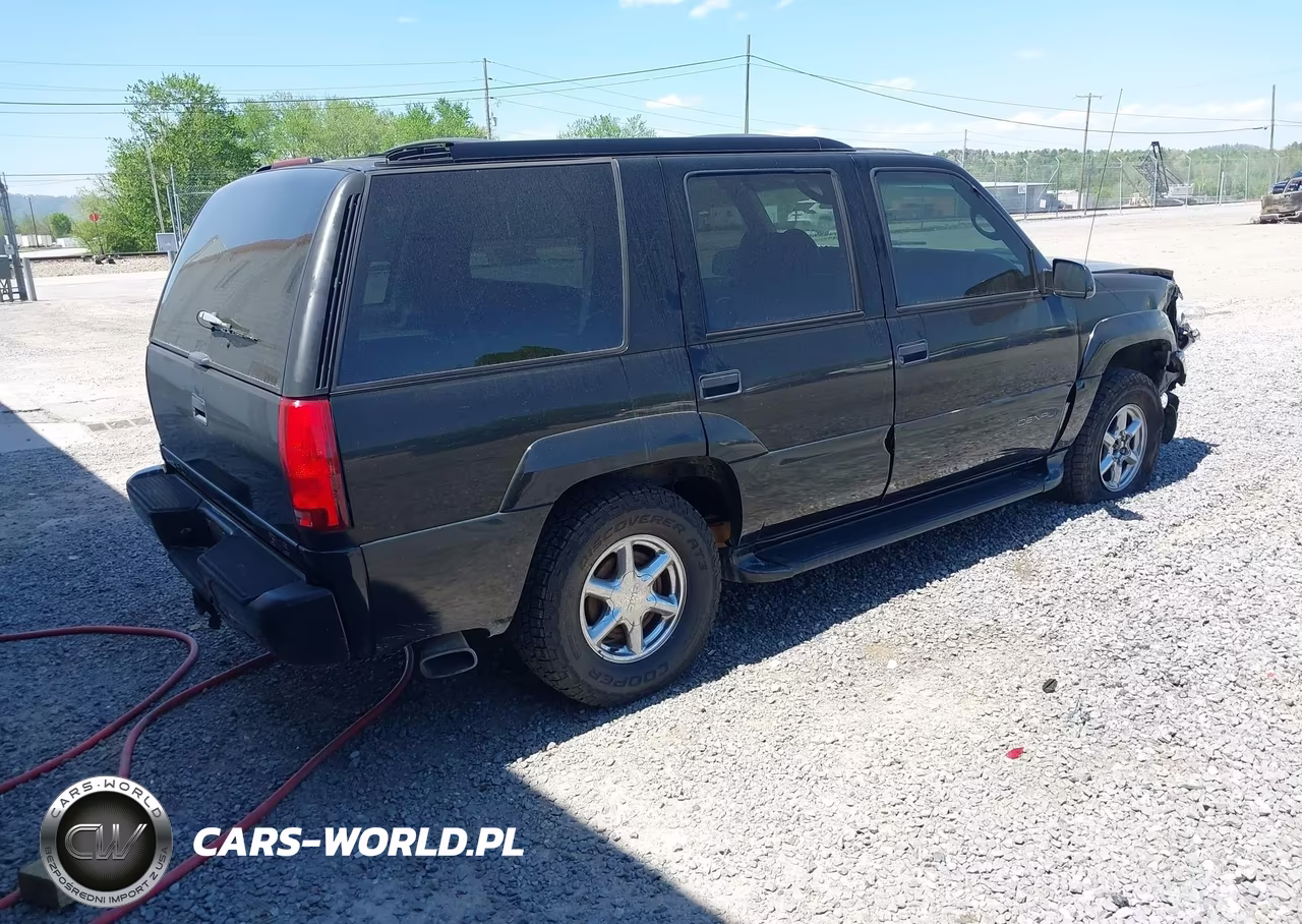1999 GMC Yukon Denali VIN:1GKEK13R3XR905391 - 4