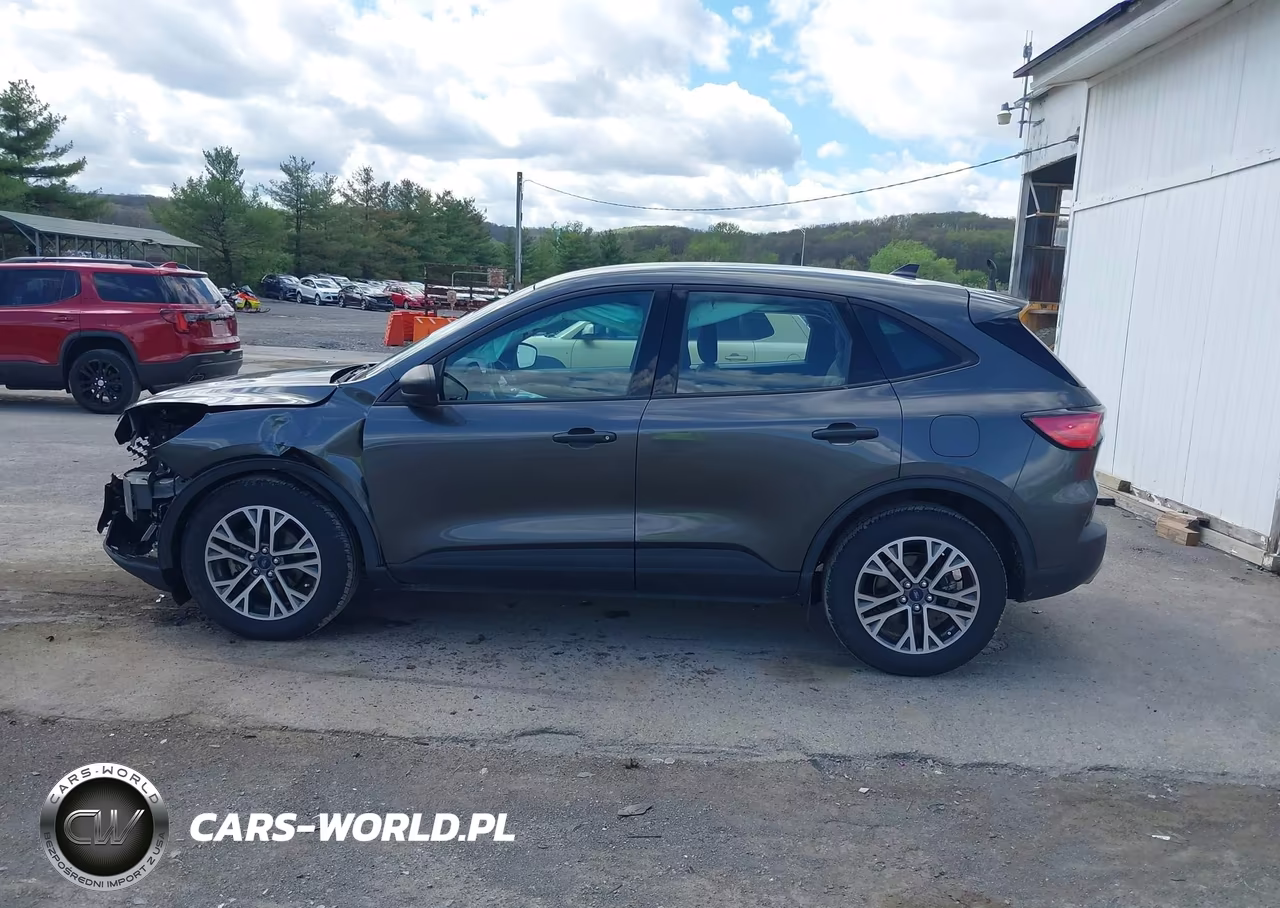 2020 Ford Escape S VIN:1FMCU0F60LUB38921 - 14