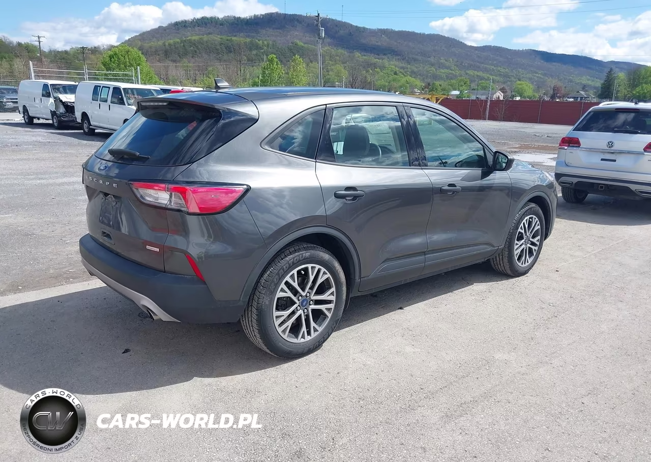 2020 Ford Escape S VIN:1FMCU0F60LUB38921 - 4