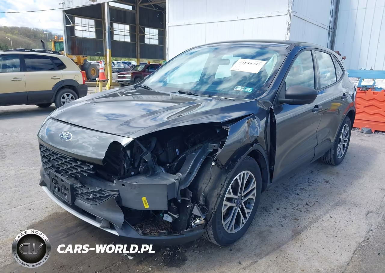 2020 Ford Escape S VIN:1FMCU0F60LUB38921 - 6