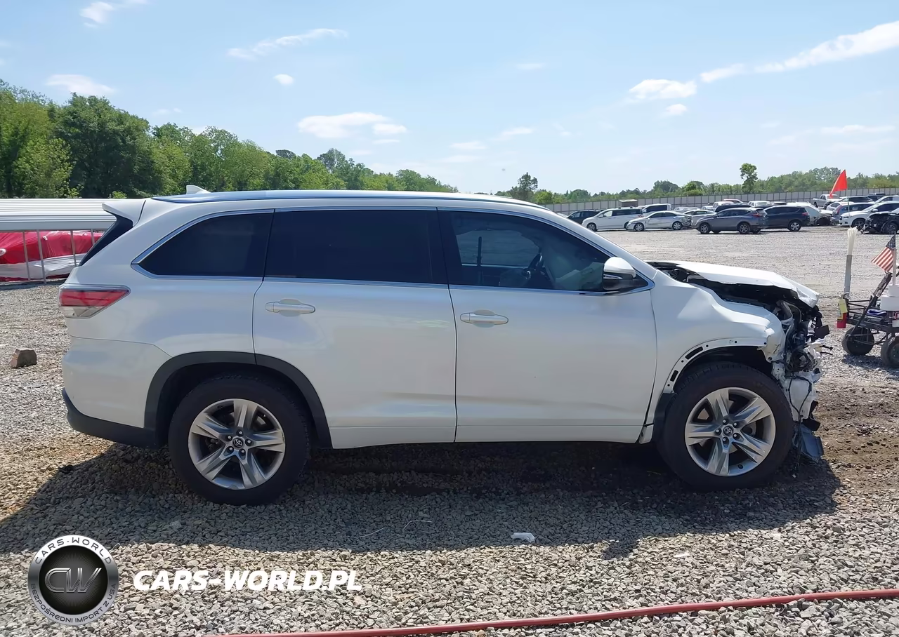 2016 Toyota Highlander Limited Platinum V6 VIN:5TDYKRFH0GS169425 - 14