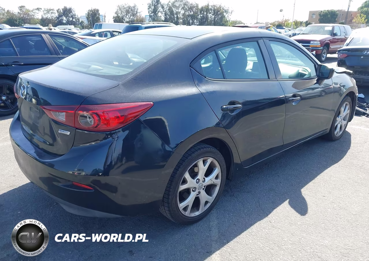 2015 Mazda Mazda3 I Sport VIN:3MZBM1U76FM186124 - 4