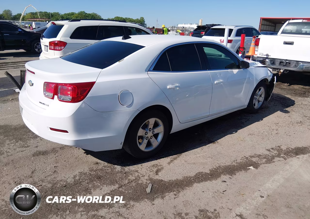 2014 Chevrolet Malibu 1Ls VIN:1G11B5SL7EF254384 - 4
