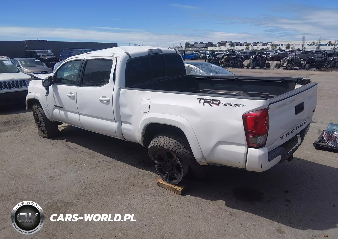 2016 Toyota Tacoma Trd Sport VIN:3TMBZ5DN5GM001296 - 3