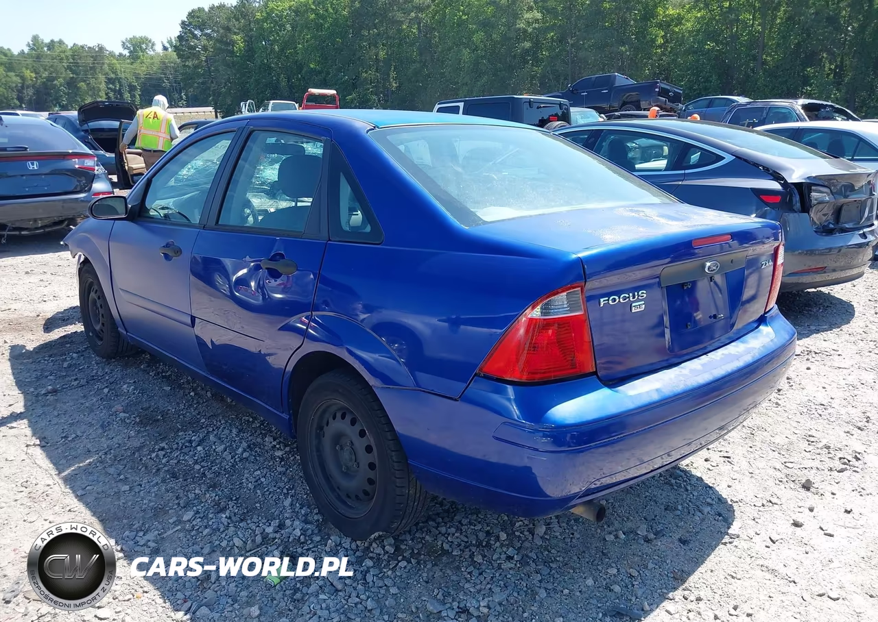 2005 Ford Focus Zx4 VIN:1FAFP34N55W197402 - 3