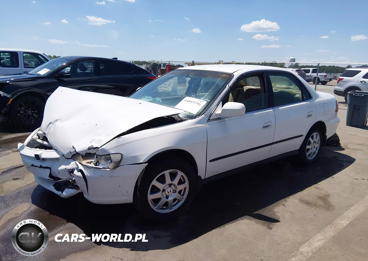 2000 Honda Accord 2.3 Lx VIN:1HGCG5646YA156535 - 2