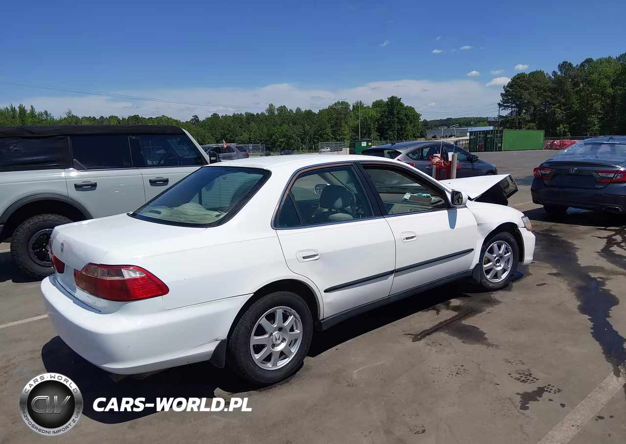 2000 Honda Accord 2.3 Lx VIN:1HGCG5646YA156535 - 4