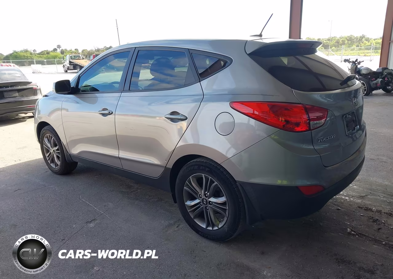 2015 Hyundai Tucson Gls VIN:KM8JT3AF9FU007915 - 3