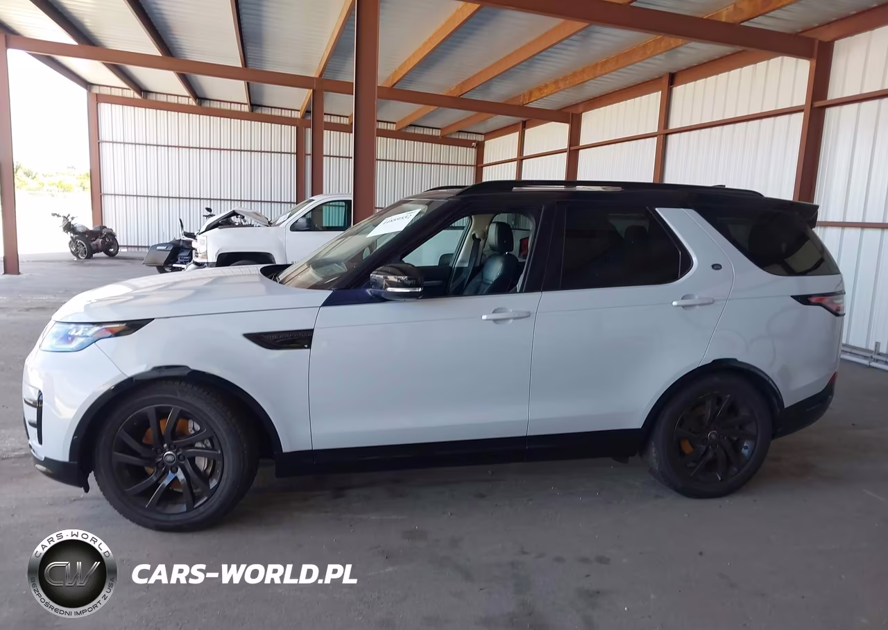 2020 Land Rover Discovery Landmark Edition VIN:SALRU2RV9L2414739 - 14