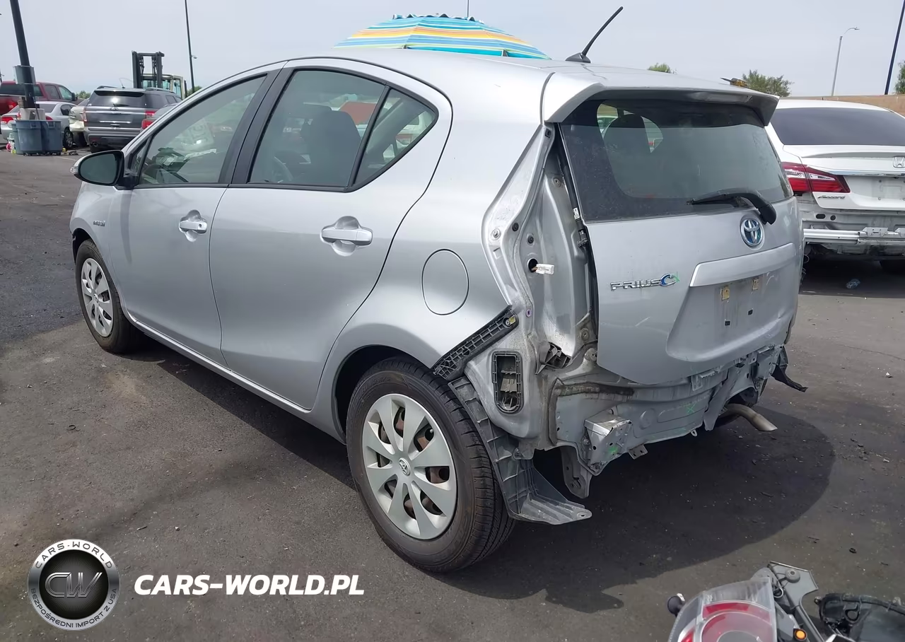 2012 Toyota Prius C Two VIN:JTDKDTB38C1504400 - 3
