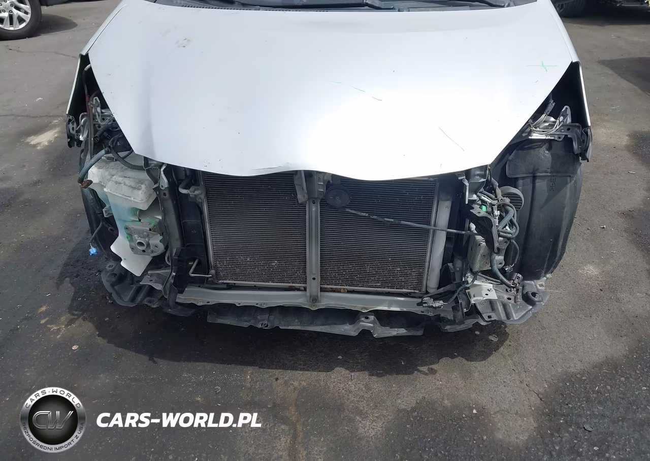 2012 Toyota Prius C Two VIN:JTDKDTB38C1504400 - 6