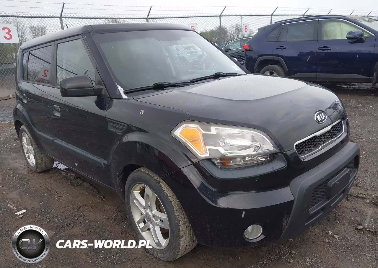 2010 Kia Soul +