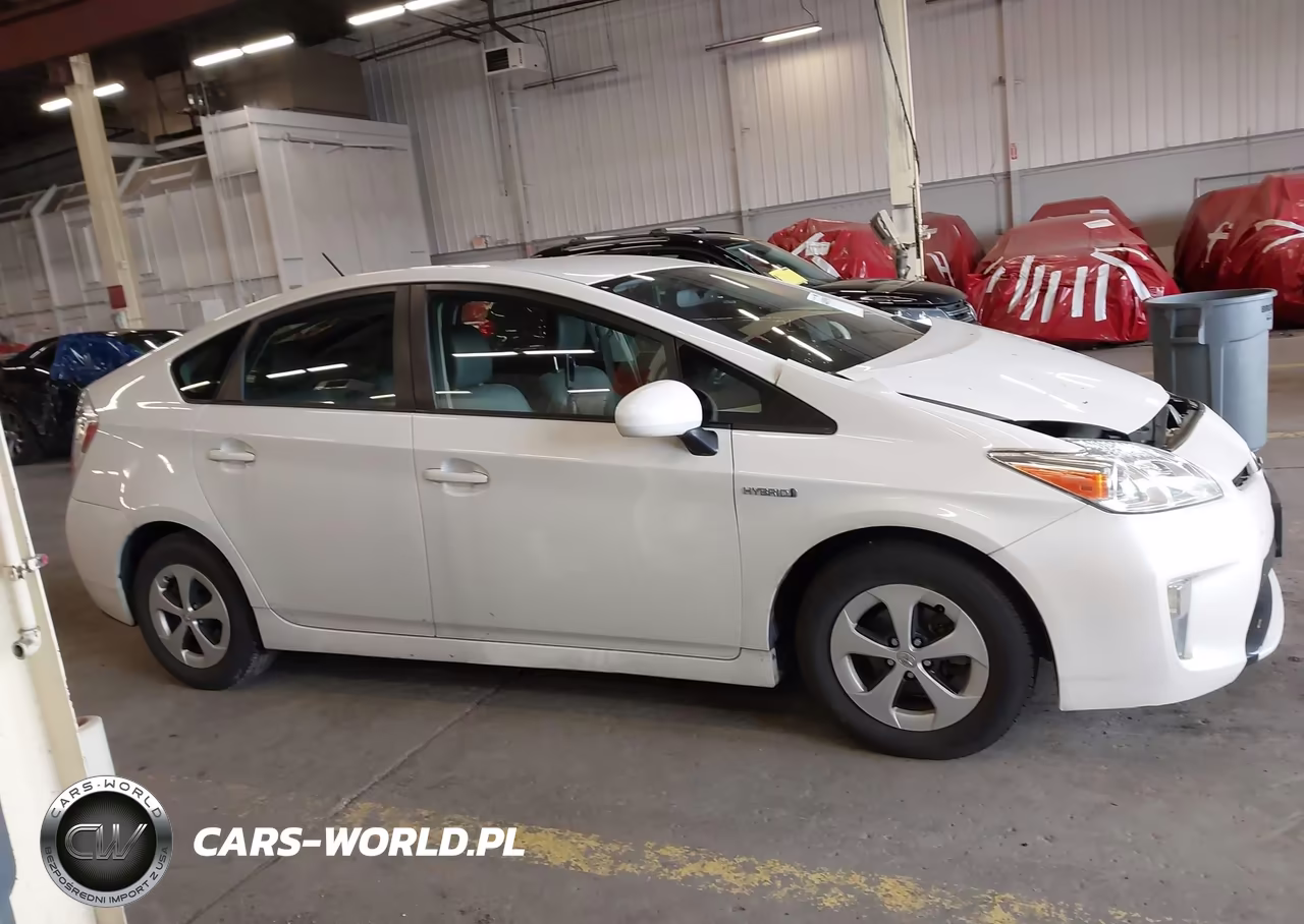 2015 Toyota Prius Four VIN:JTDKN3DU7F0459219 - 13