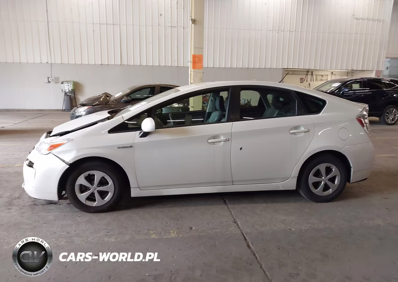 2015 Toyota Prius Four VIN:JTDKN3DU7F0459219 - 14