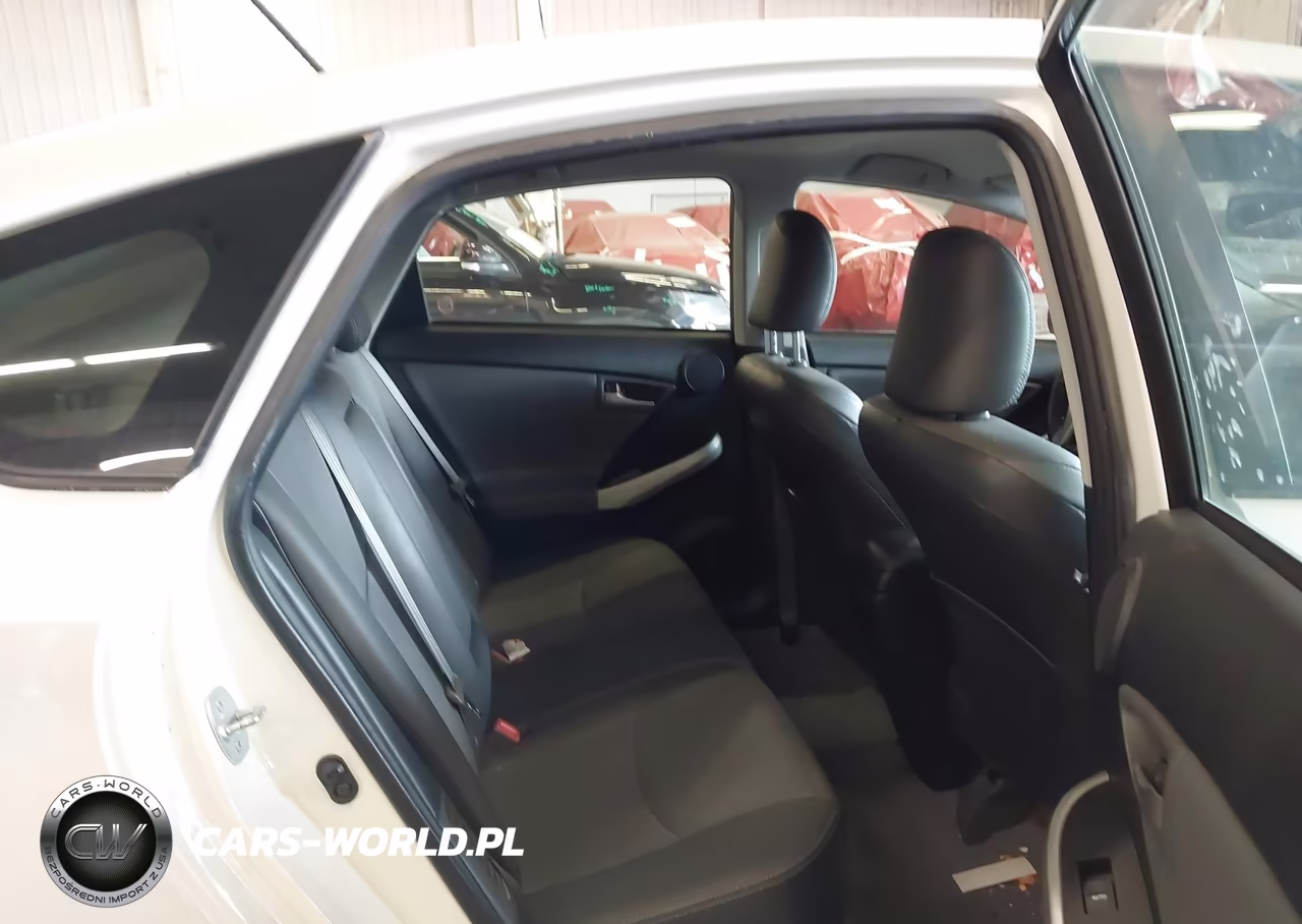 2015 Toyota Prius Four VIN:JTDKN3DU7F0459219 - 8