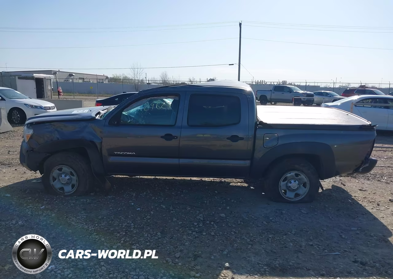 2014 Toyota Tacoma Base V6 VIN:5TFLU4EN6EX106156 - 14