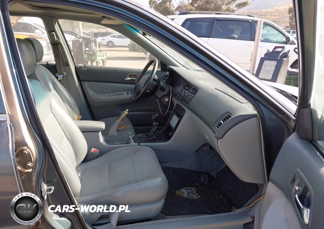 1996 Honda Accord Ex VIN:1HGCD556XTA208799 - 5