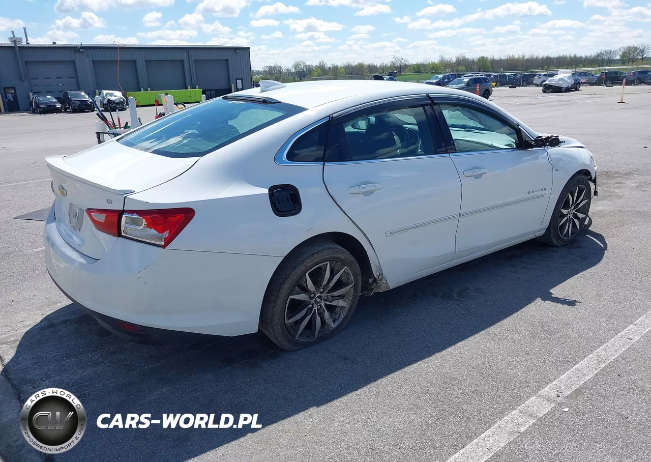 2018 Chevrolet Malibu Lt VIN:1G1ZD5STXJF280372 - 4