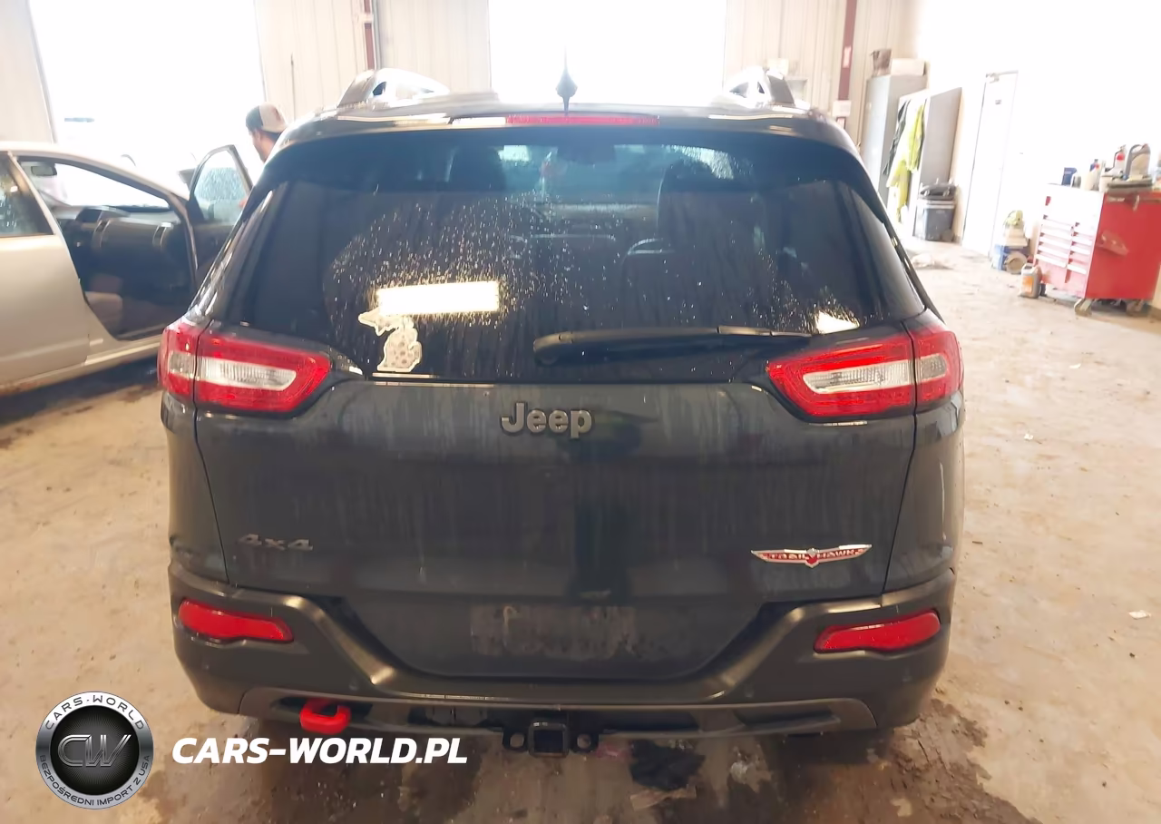 2018 Jeep Cherokee Trailhawk 4X4 VIN:1C4PJMBX6JD579809 - 17