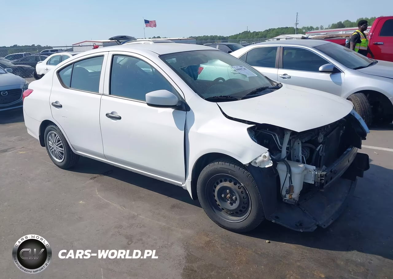 2017 Nissan Versa 1.6 S