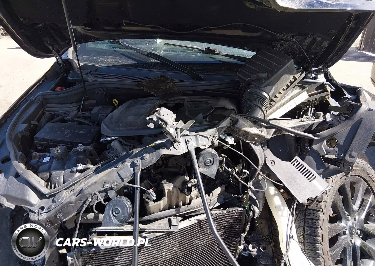 2019 Jeep Grand Cherokee Altitude 4X4 VIN:1C4RJFAG0KC532174 - 10