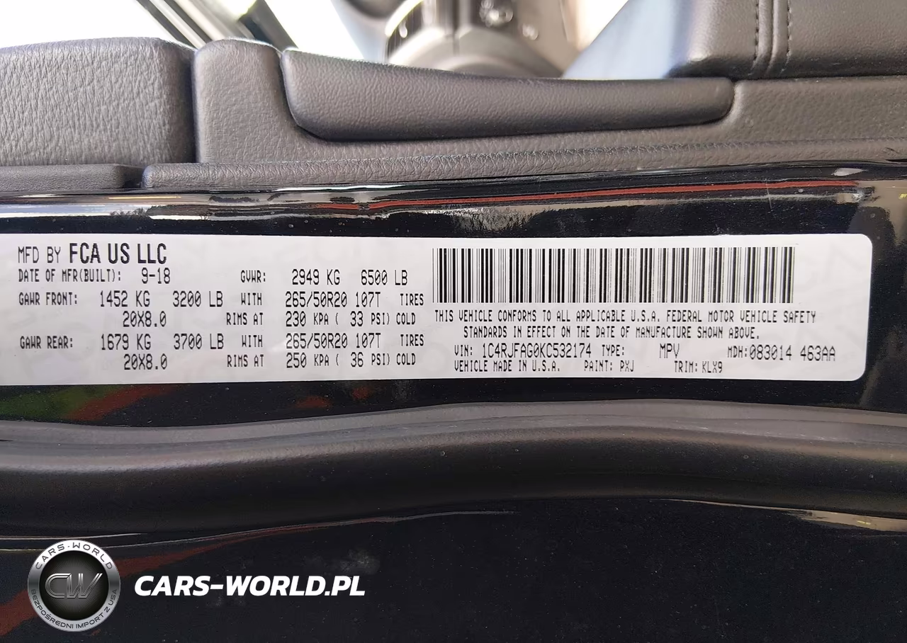 2019 Jeep Grand Cherokee Altitude 4X4 VIN:1C4RJFAG0KC532174 - 9