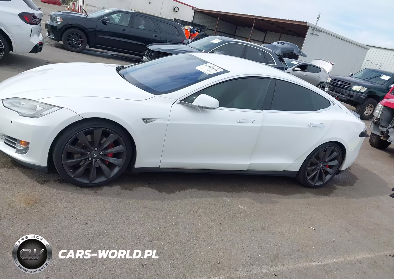 2014 Tesla Model S P85 VIN:5YJSA1H12EFP36181 - 14