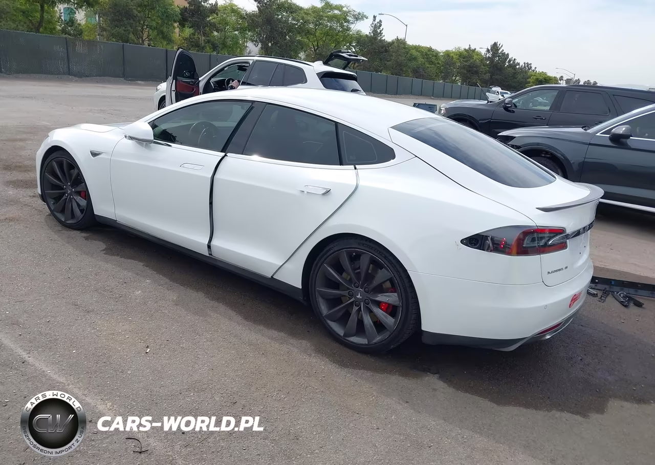 2014 Tesla Model S P85 VIN:5YJSA1H12EFP36181 - 3