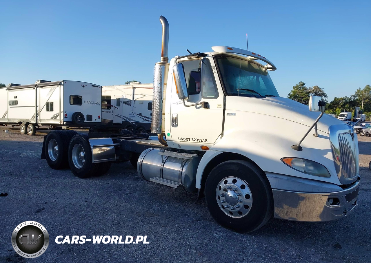 2013 International Prostar