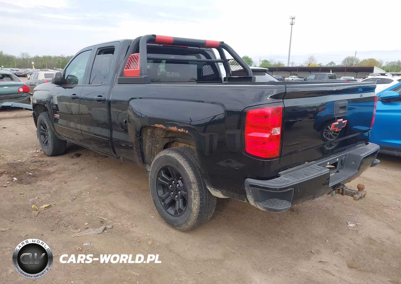 2017 Chevrolet Silverado 1500 2Lt VIN:1GCVKREC0HZ332390 - 3