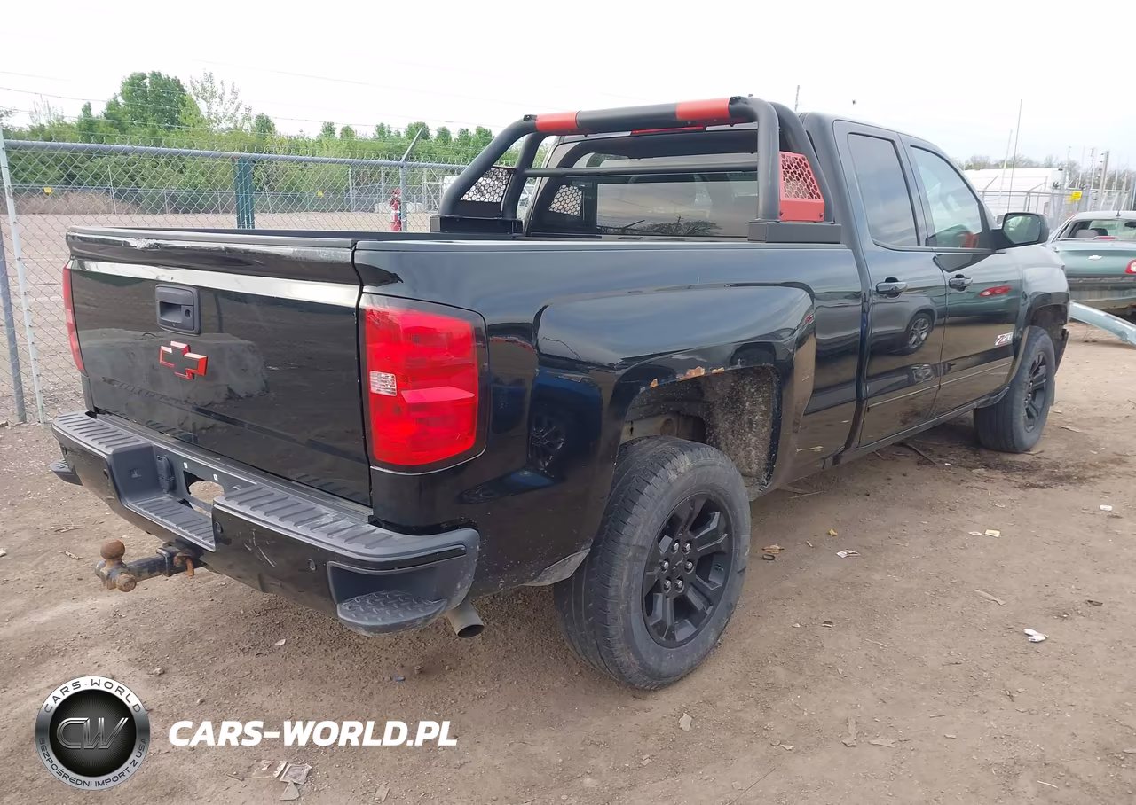 2017 Chevrolet Silverado 1500 2Lt VIN:1GCVKREC0HZ332390 - 4