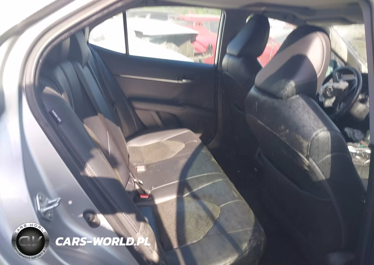 2021 Toyota Camry Xle Hybrid VIN:4T1F31AK9MU561217 - 8