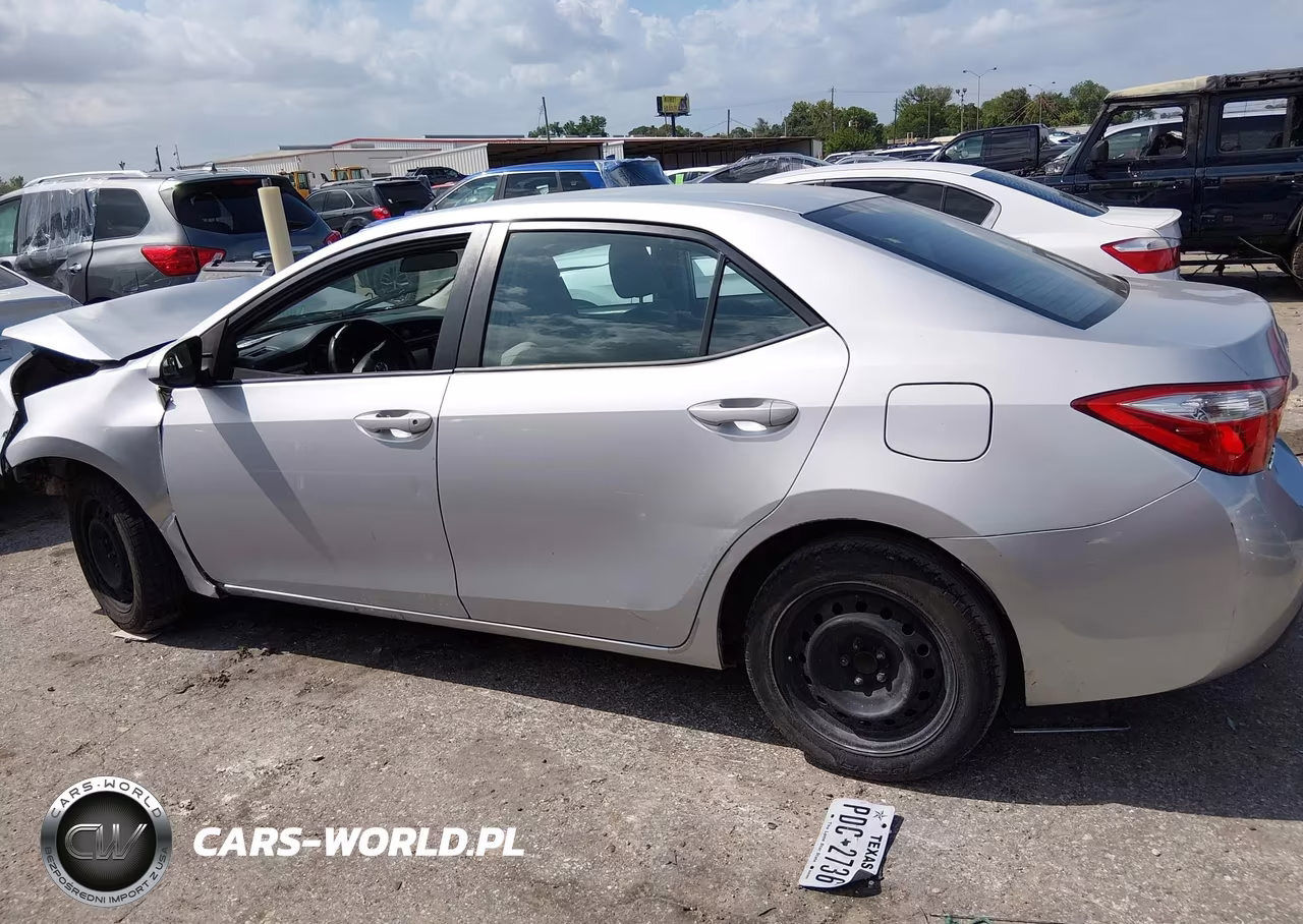 2015 Toyota Corolla Le VIN:5YFBURHE9FP238011 - 14